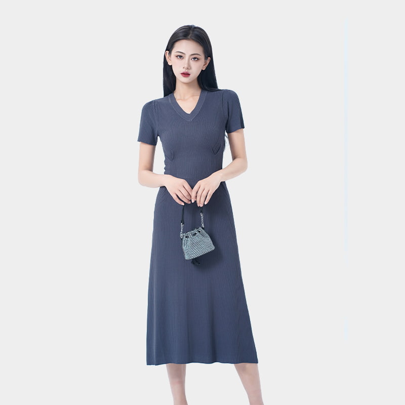 V-Neck High-Waist Tencel Dress V-Neck High-Waist Tencel Dress
